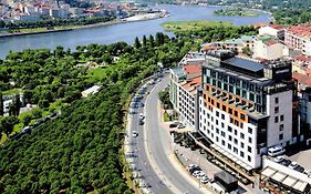 Mövenpick Hotel Golden Horn